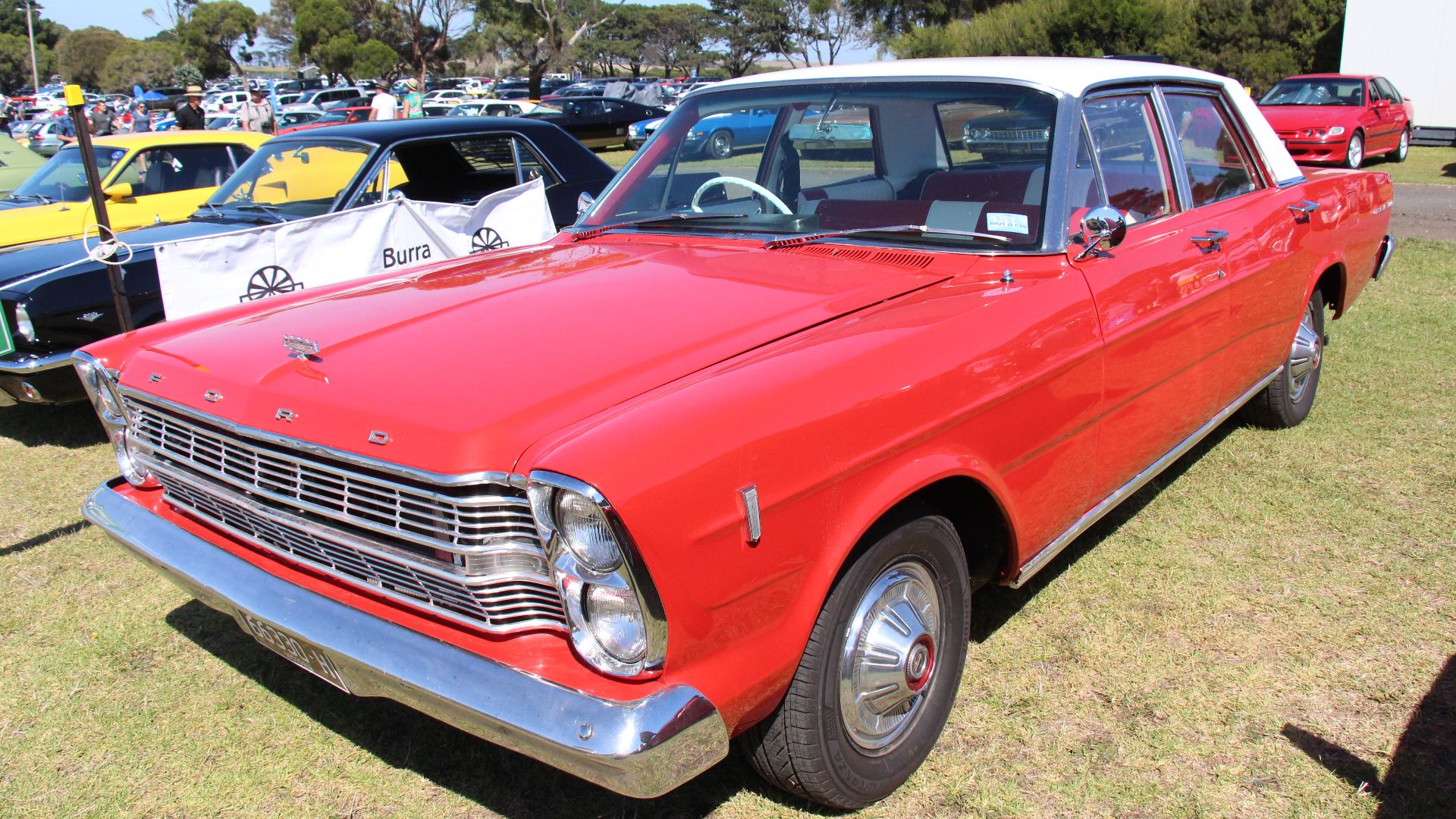 File:1966 Ford Custom Sedan (33450738871).jpg