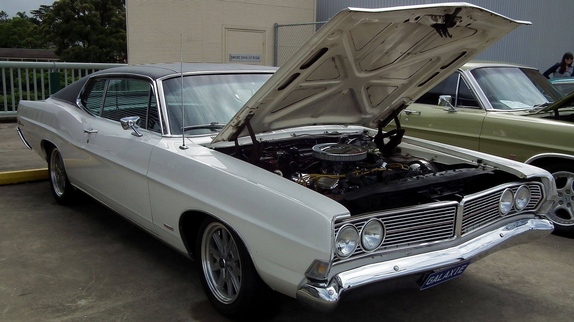 File:1968 Ford Galaxie 500 fastback (6716730649).jpg