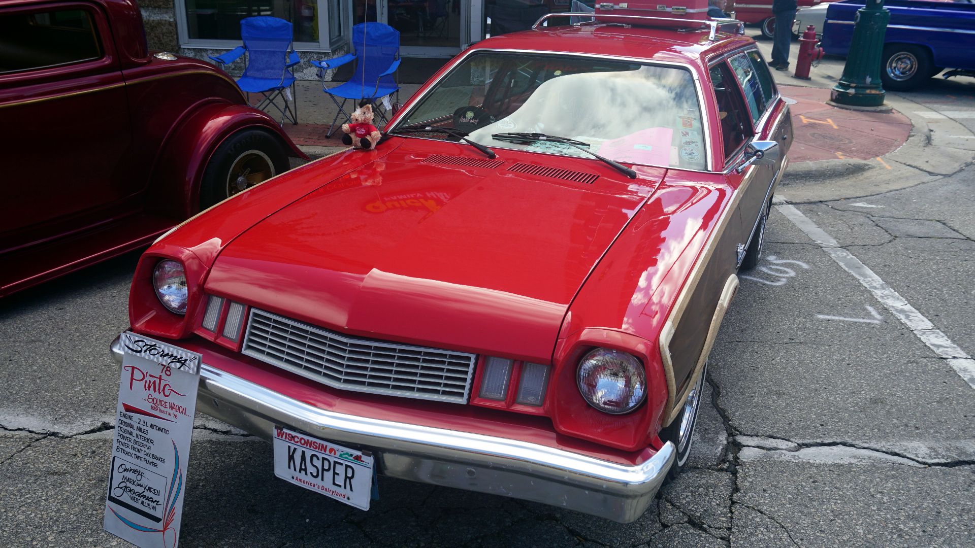 File:2022 Downtown West Allis Classic Car Show 086 (1978 Ford Pinto Squire Wagon).jpg