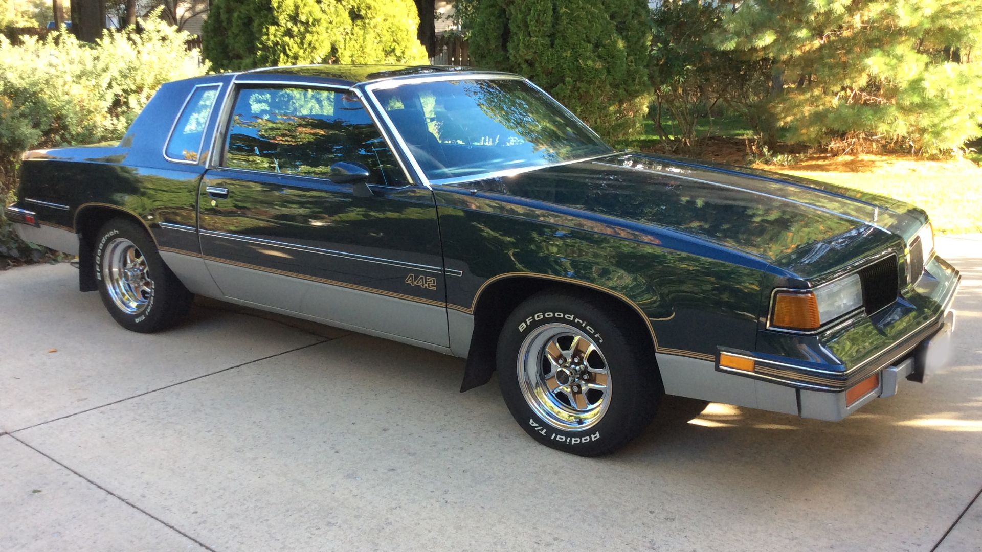 File:1987 Oldsmobile Cutlass Supreme 442 2016.jpg