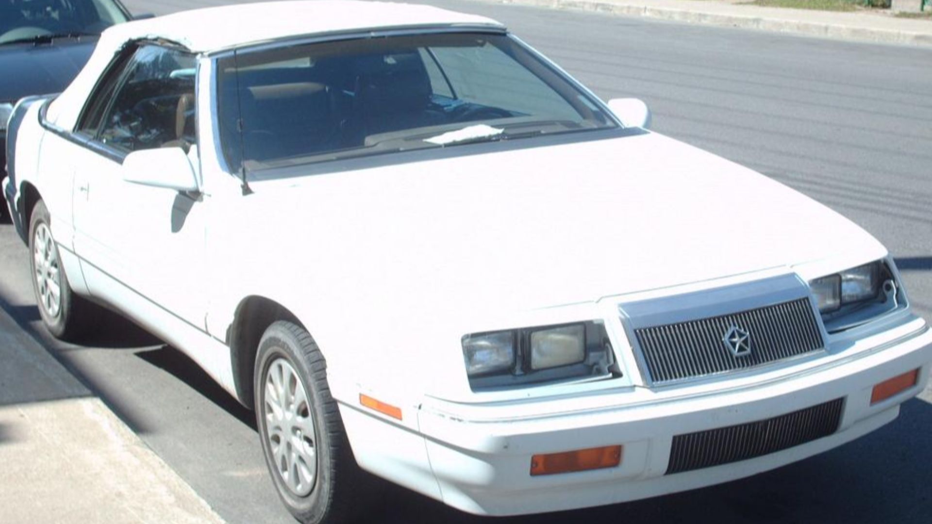 File:'87-'92 Chrysler LeBaron Convertible.jpg