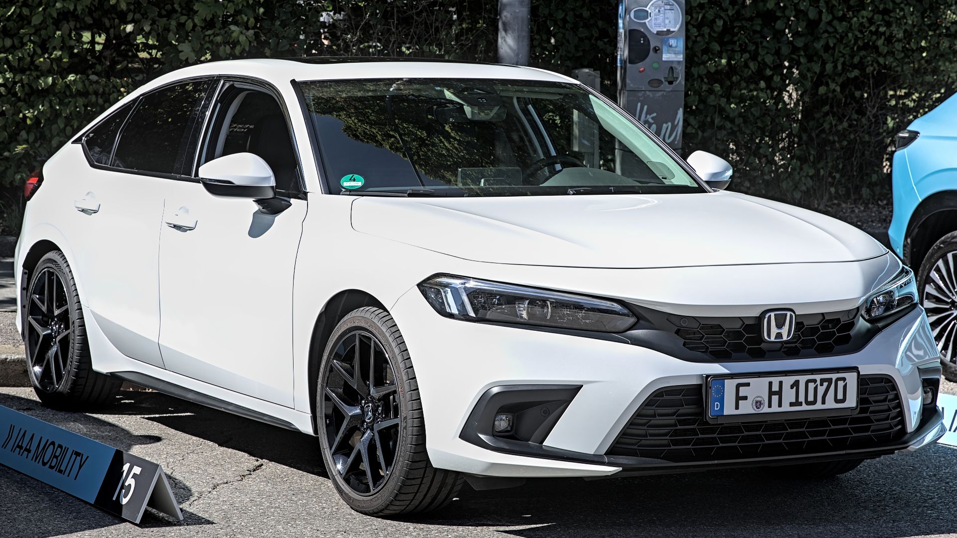 File:Honda Civic Hybrid (2022, Europe) IAA 2023 1X7A0545 (2).jpg