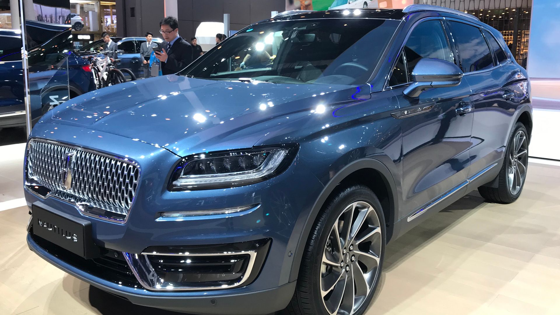 File:Lincoln Nautilus 001.jpg