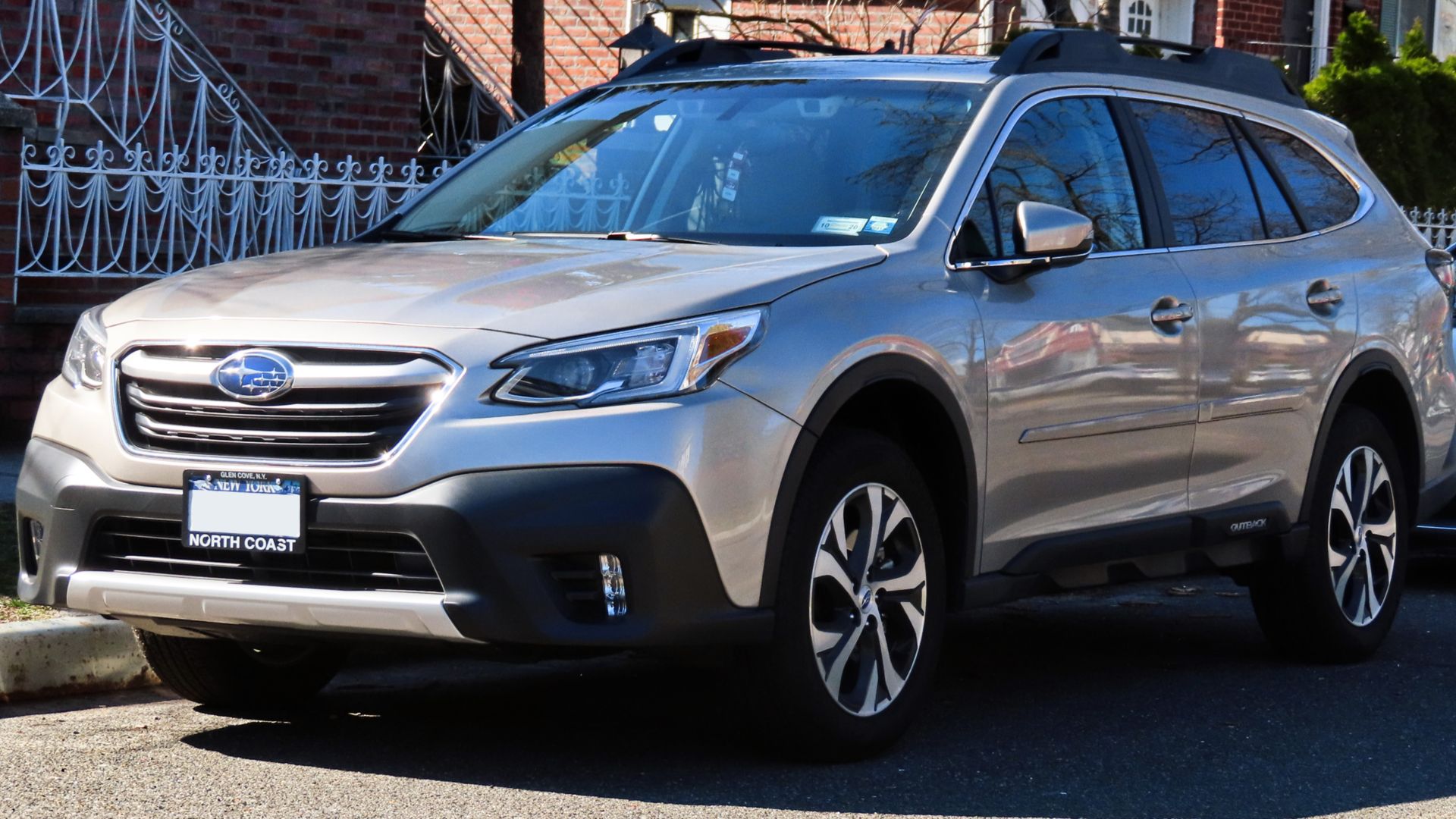 File:2020 Subaru Outback AWD, front.jpg