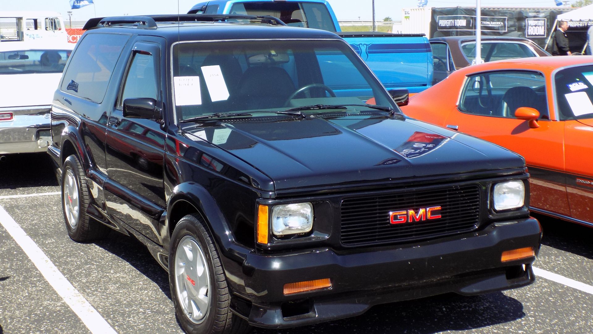 File:1993 GMC Typhoon - 34702416851.jpg