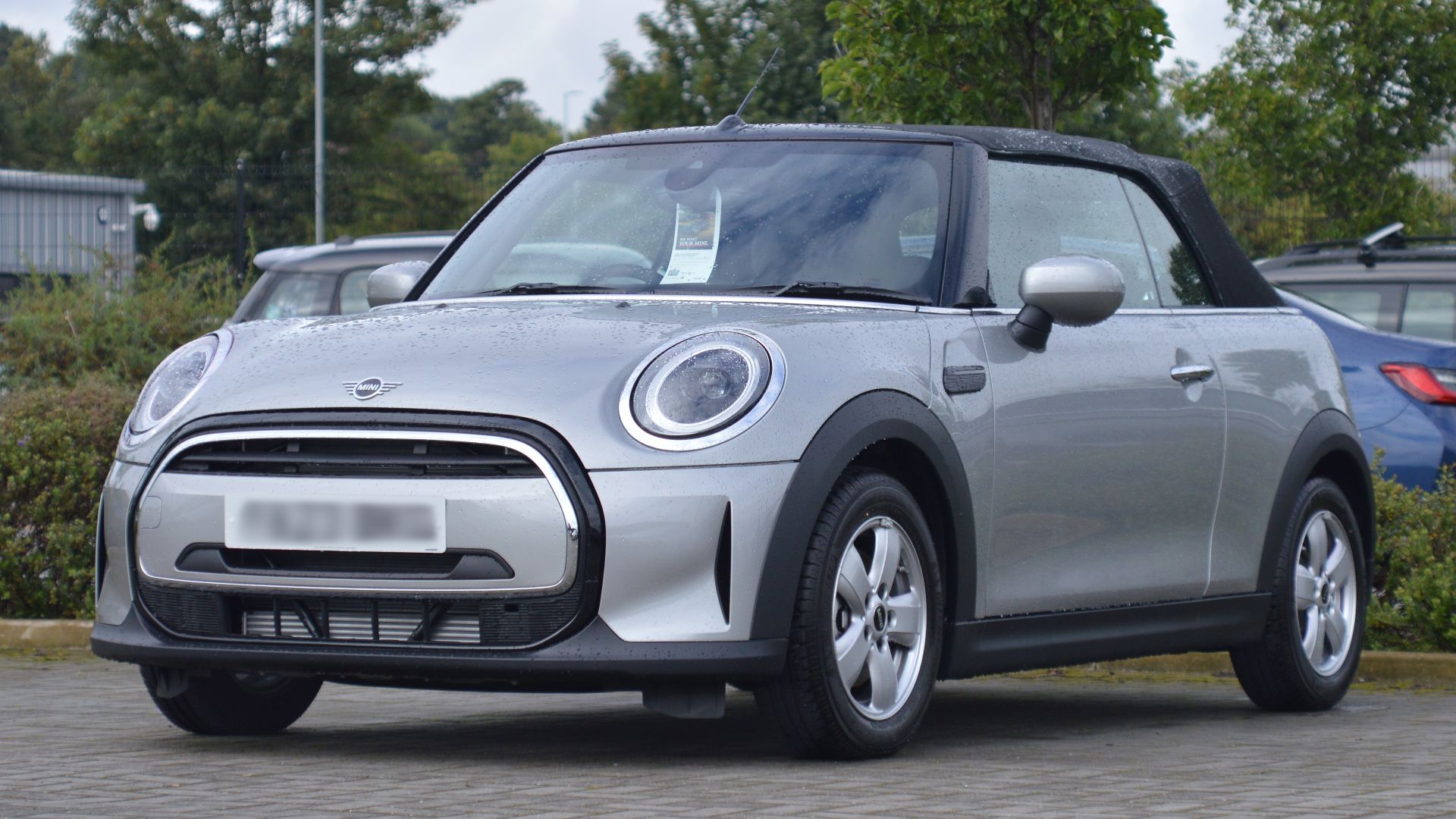 File:MINI Convertible F.jpg