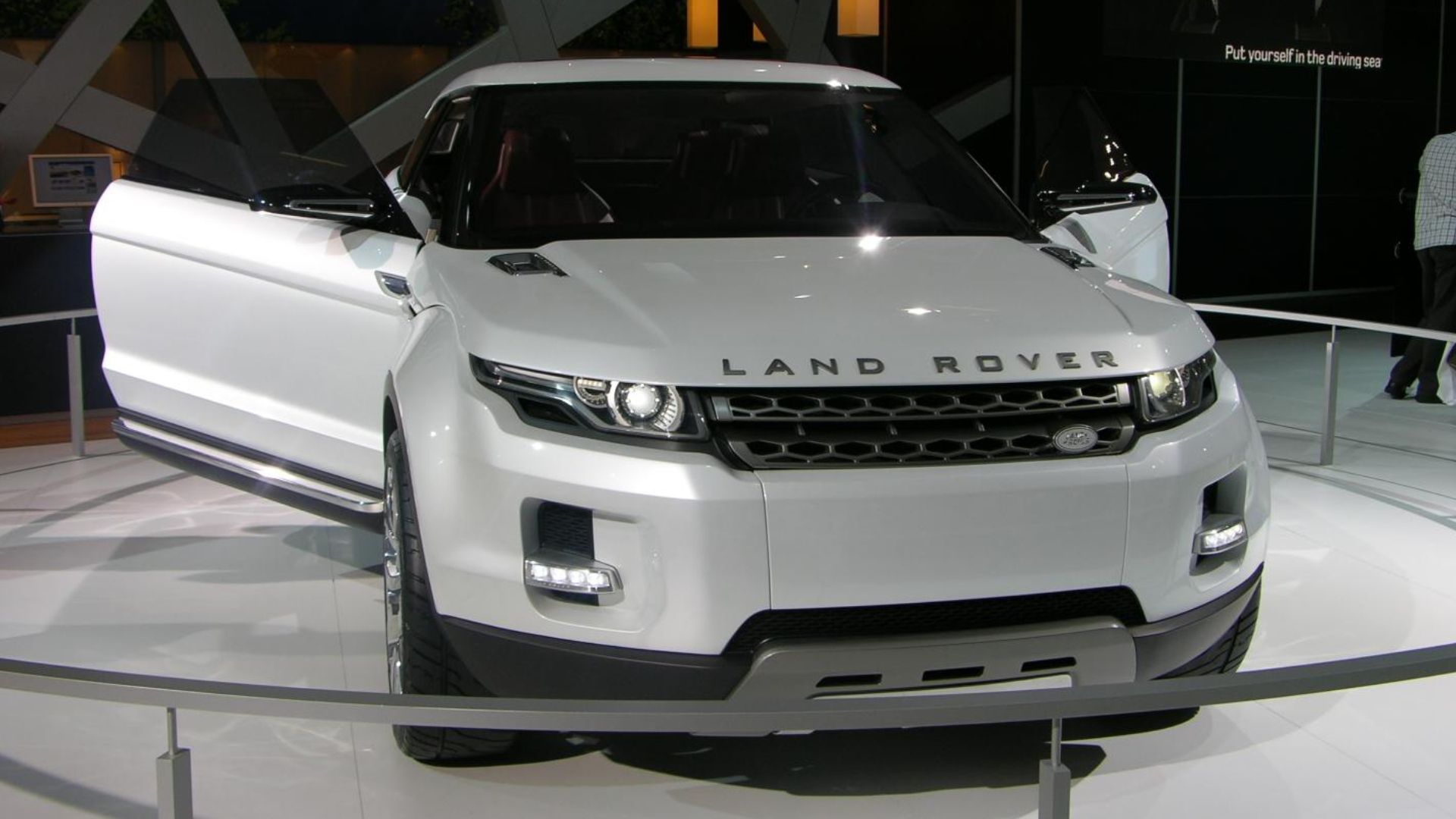 File:Land Rover LRX - Flickr - The Car Spy (4).jpg