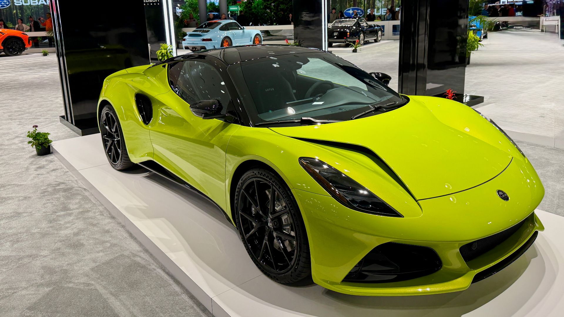File:2025 Lotus Emira - 01.jpg