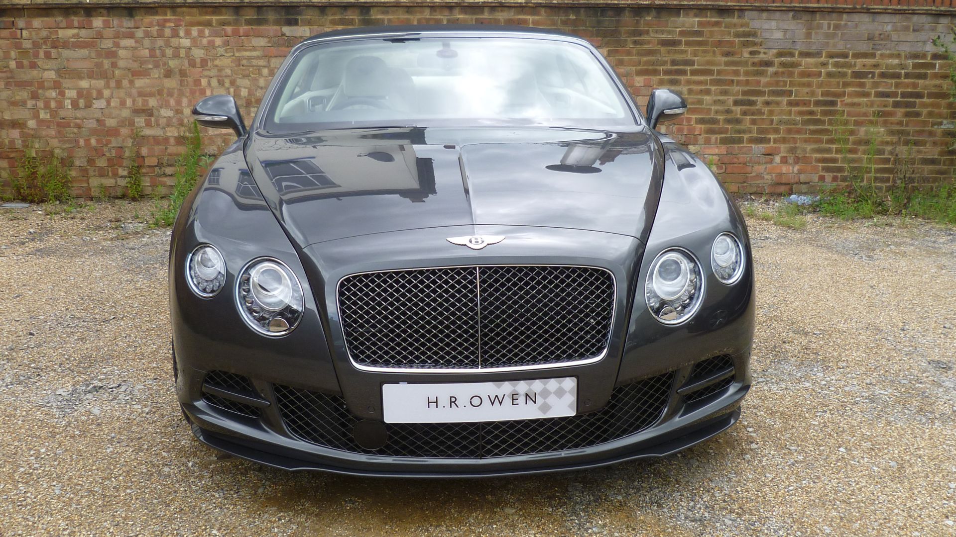 File:Bentley motor car 25 July 2015 05.JPG