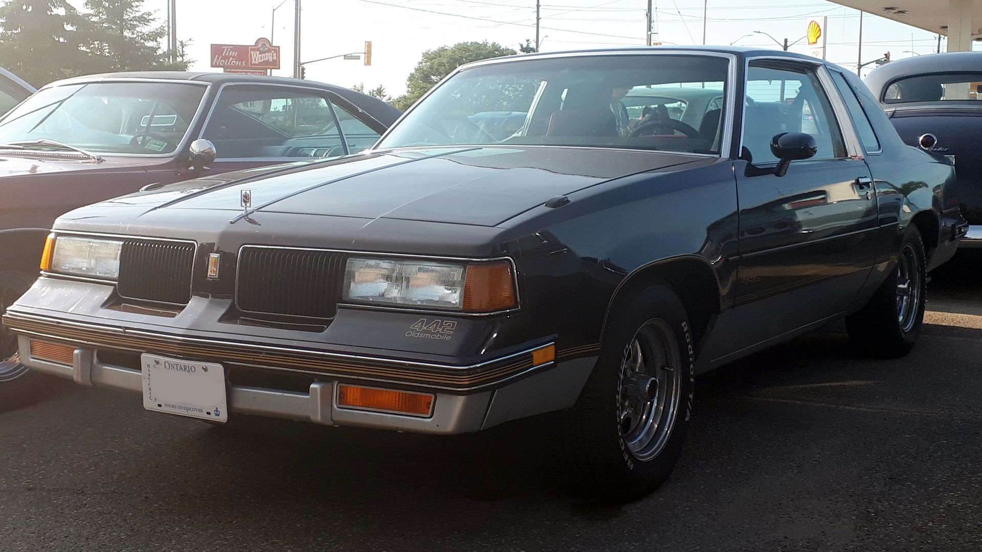 File:Olds 442 07-06-2019.jpg