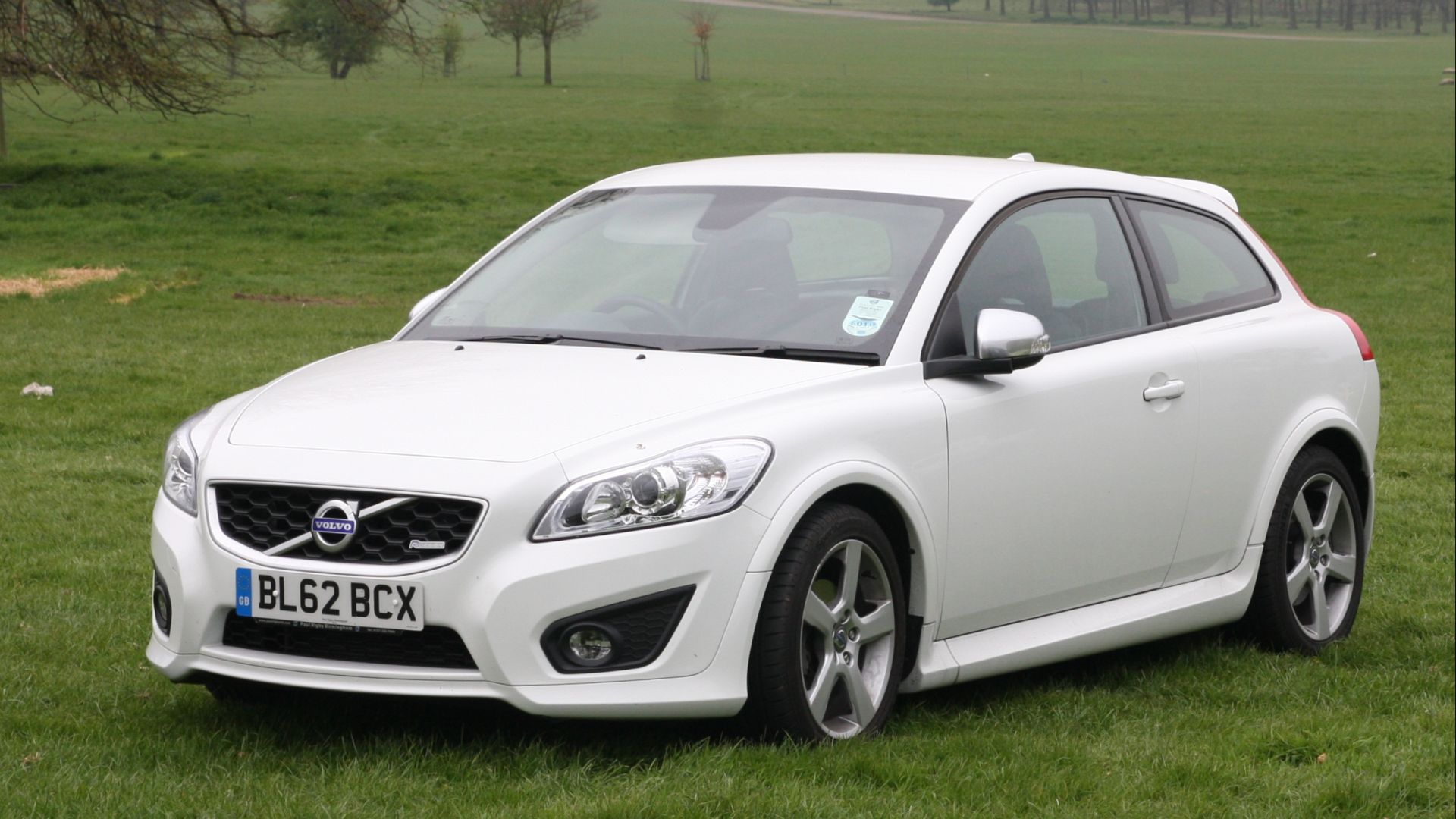 File:Volvo C30 registered February 2013 1999cc.JPG