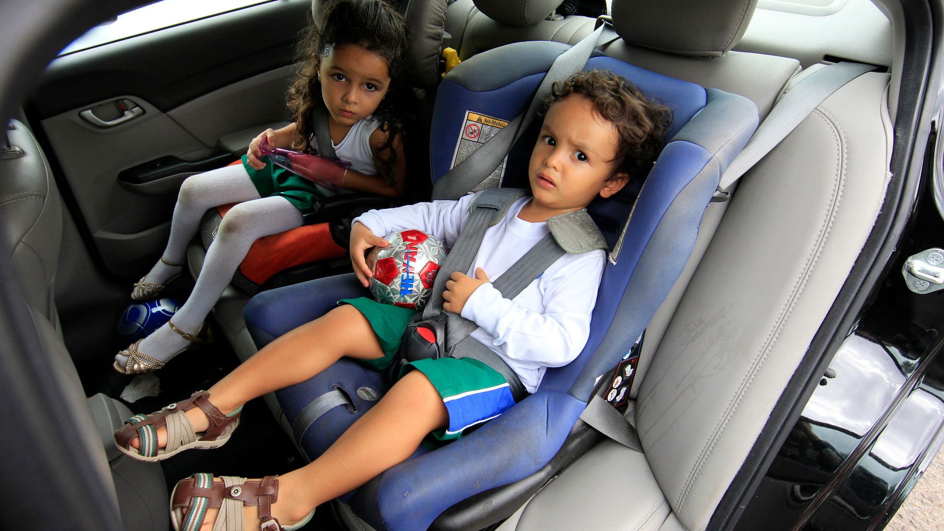 File:Cadeirinha (22155065274).jpg