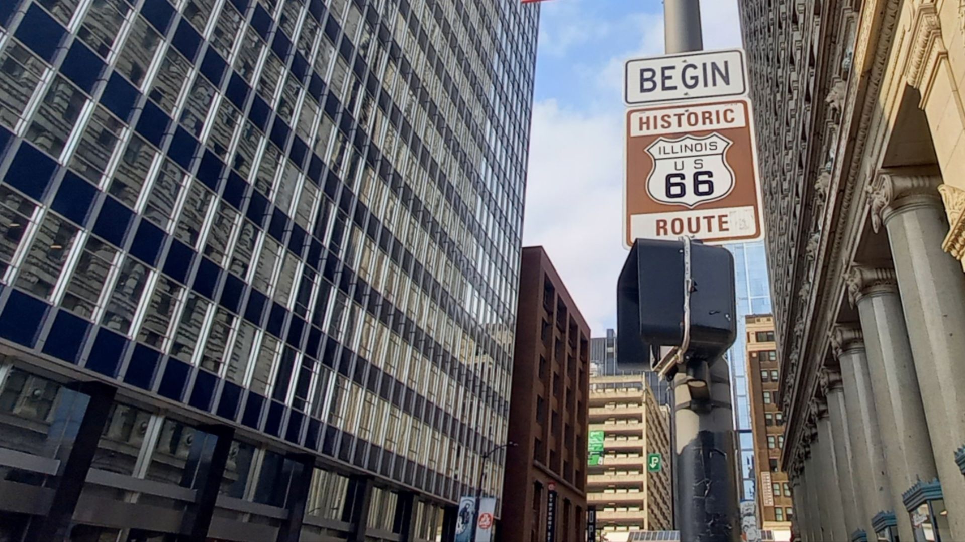 File:Begin Route 66 sign in Chicago (October 2021).jpg