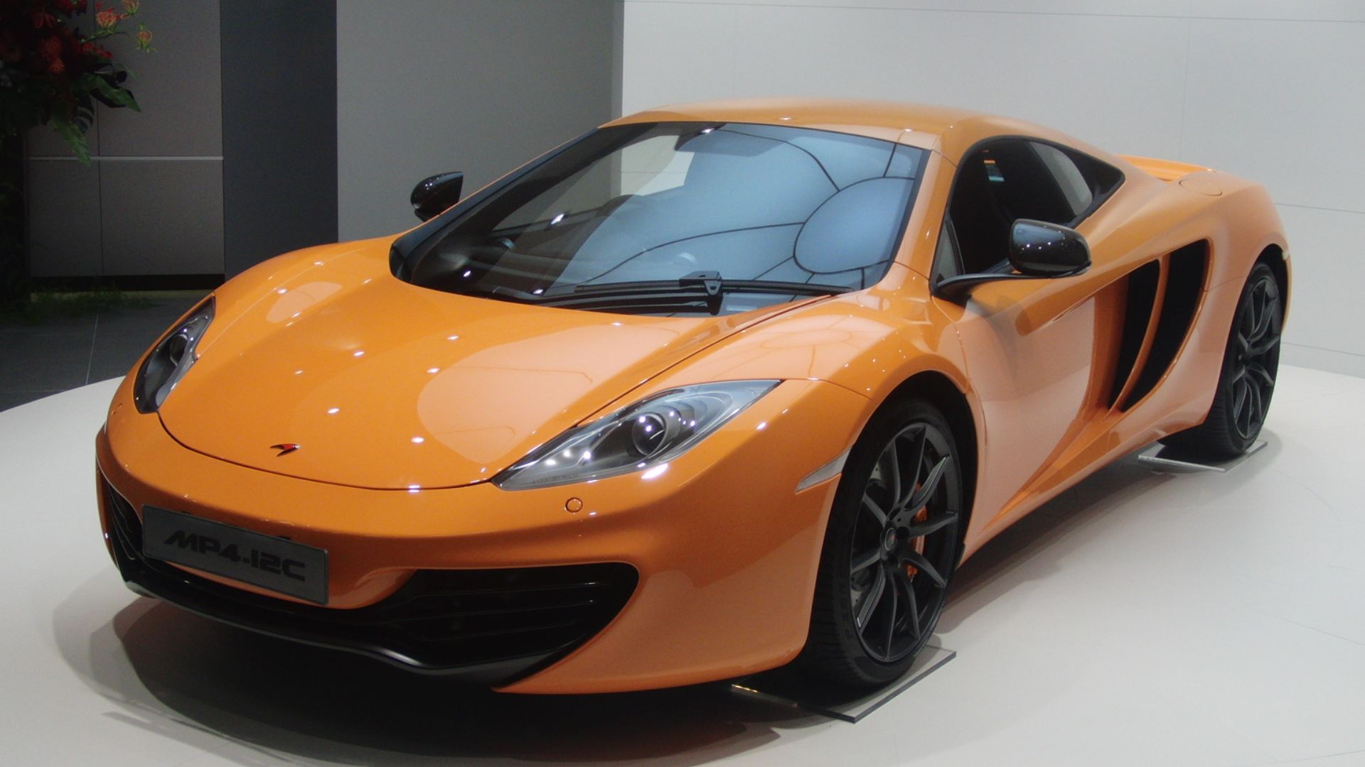 File:McLaren MP4-12C 1.JPG