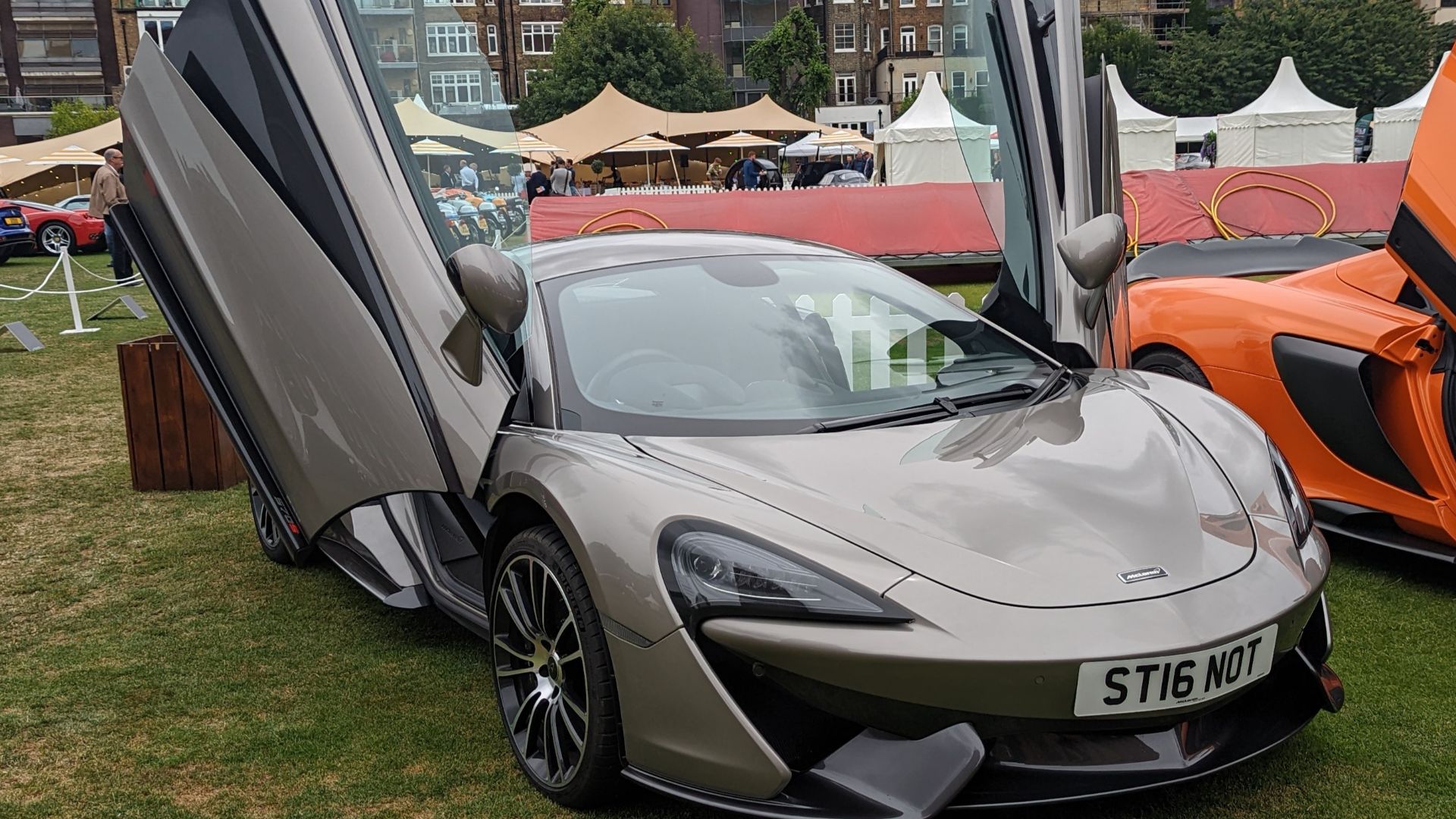 File:2016 McLaren 570S (93776).jpg