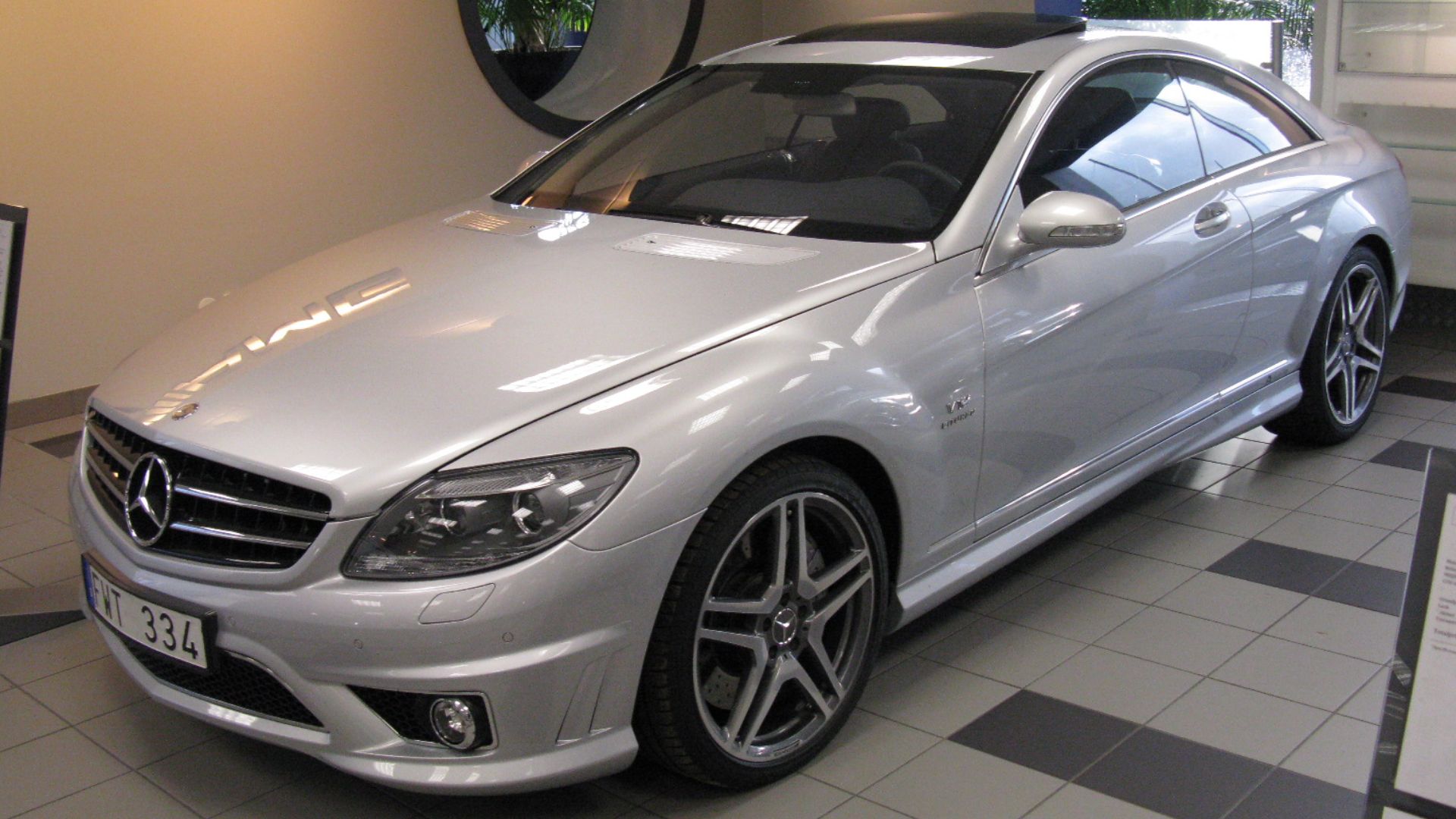 File:Mercedes-Benz CL65 AMG (6264621489).jpg