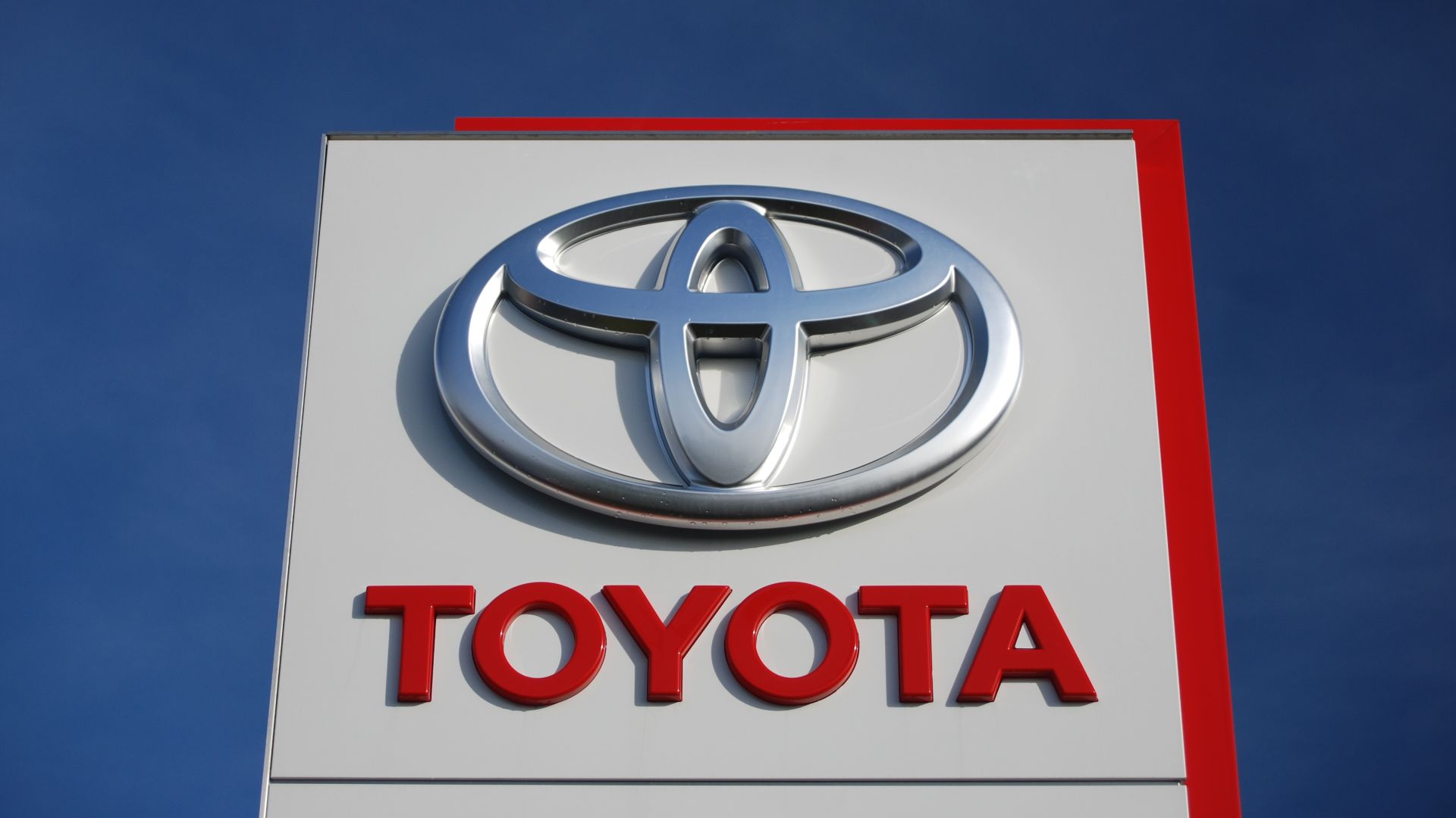 File:Toyota stojan.JPG