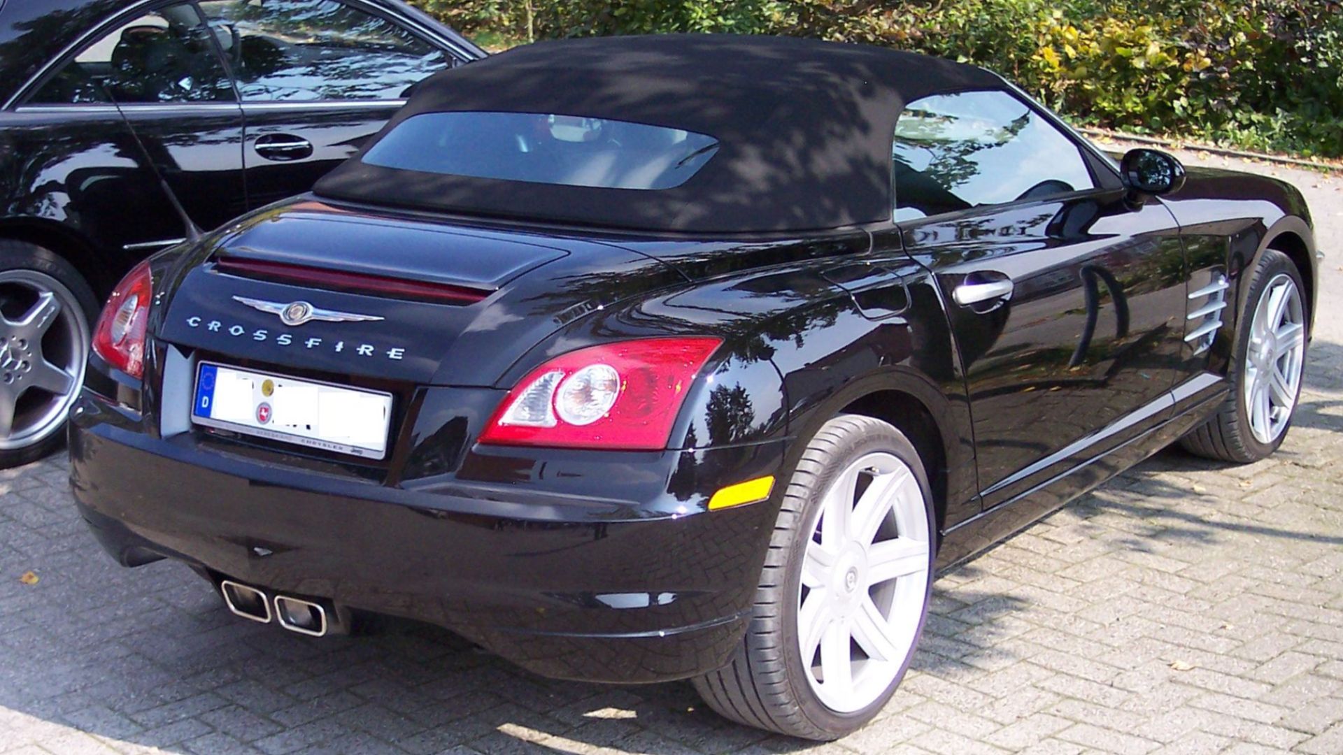 File:Chrysler Crossfire Cabrio black hr.jpg