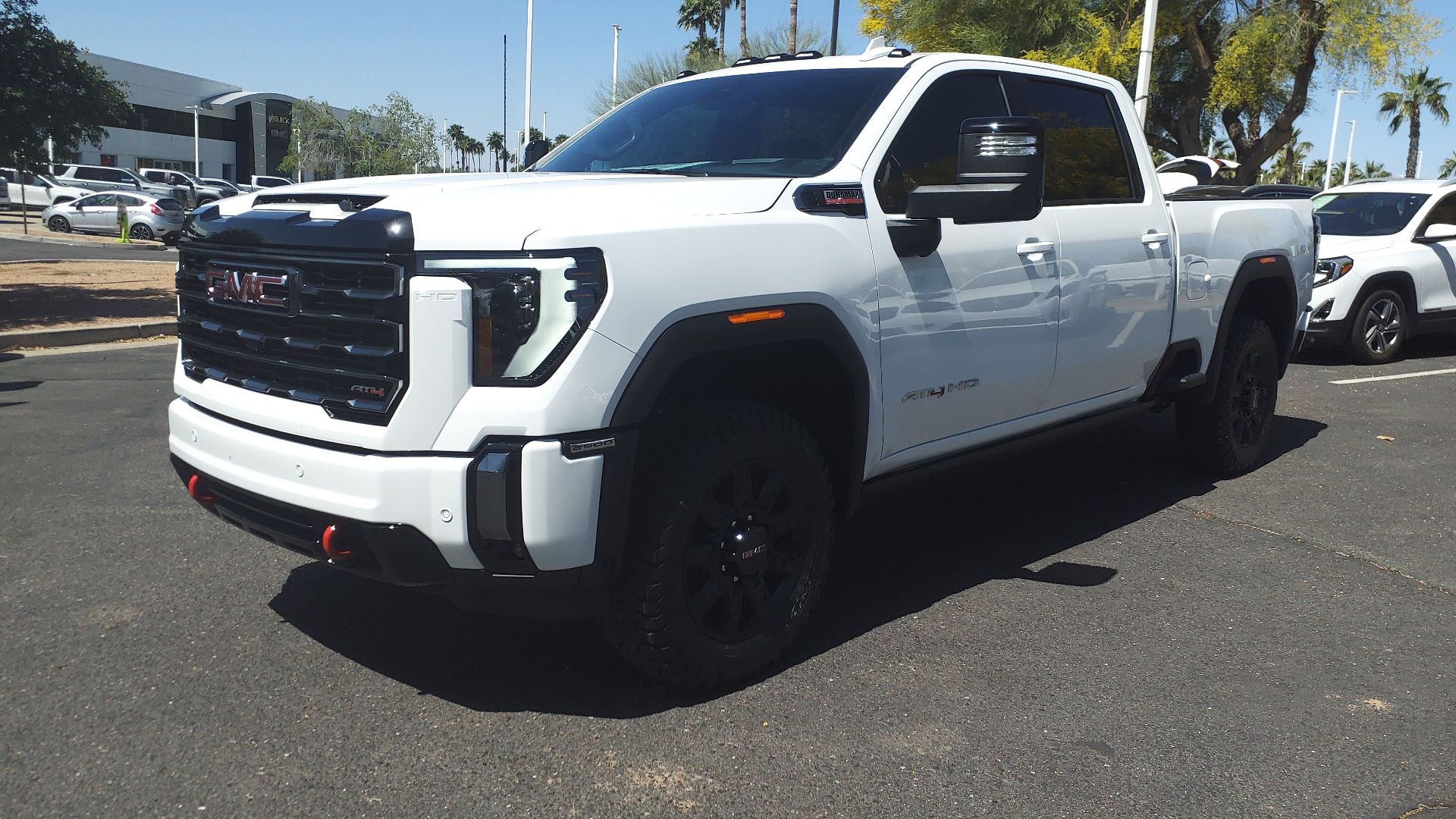 File:24 GMC Sierra 2500HD AT4.jpg