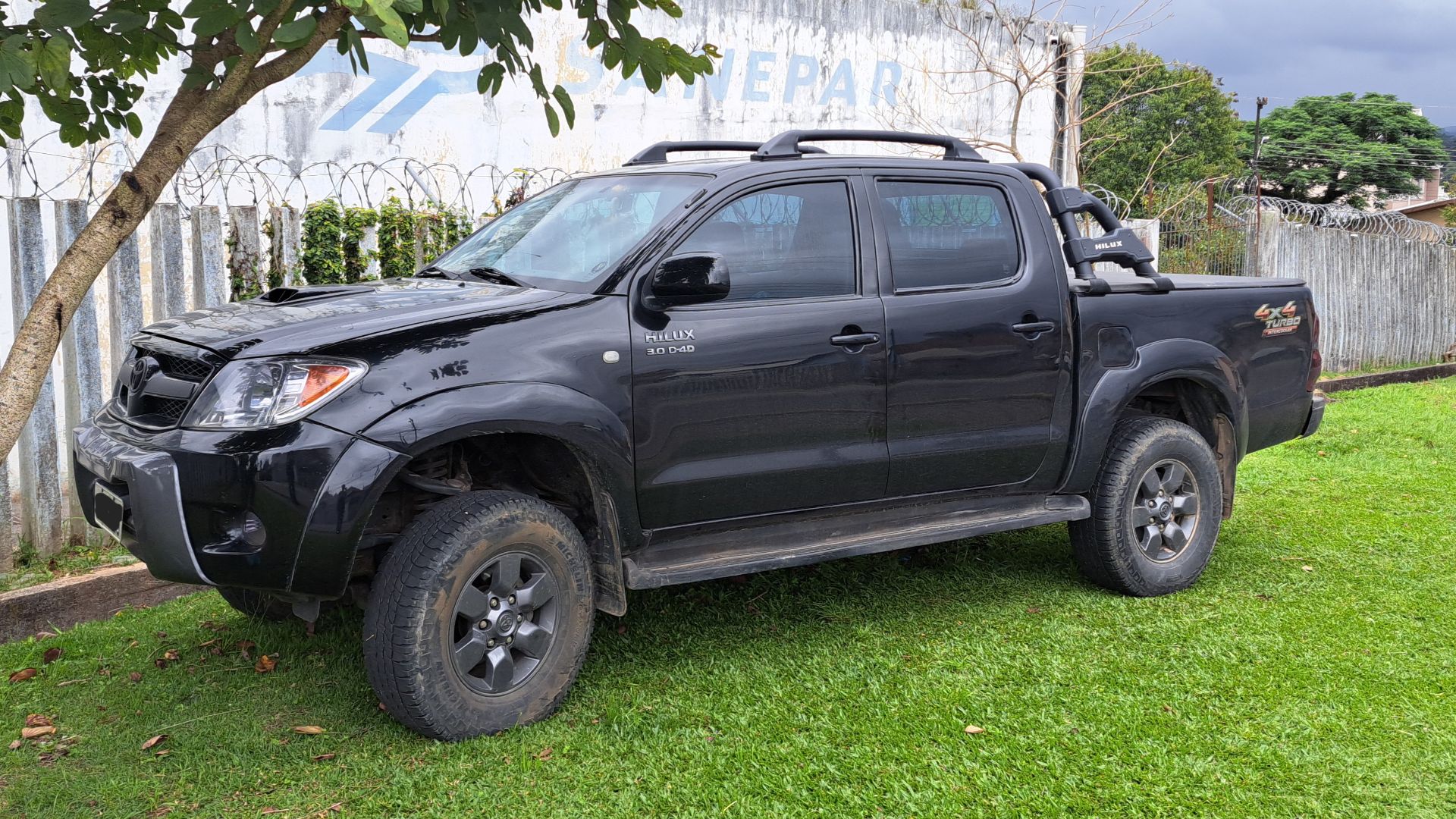 File:Toyota Hilux 7th generation.jpg