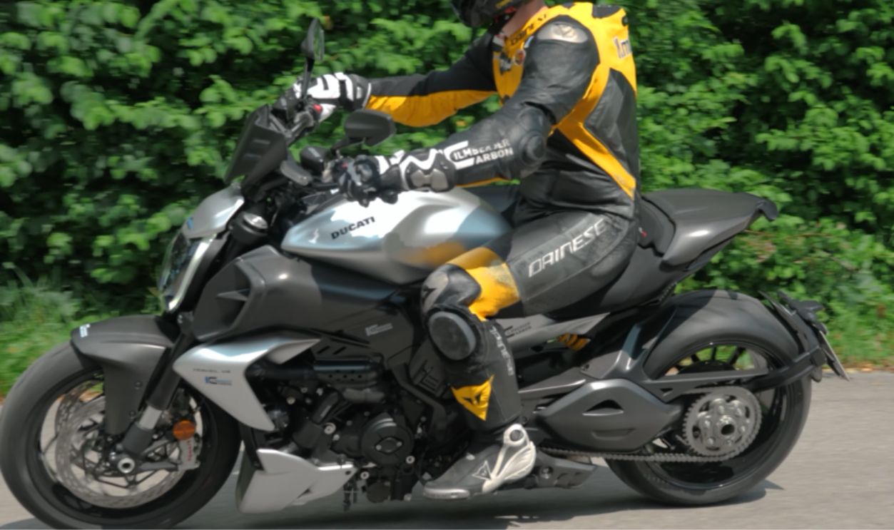 Ducati Diavel Bentley By Ilmberger Carbon