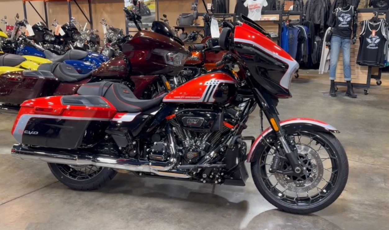 Harley-Davidson CVO Street Glide By Northern Growl