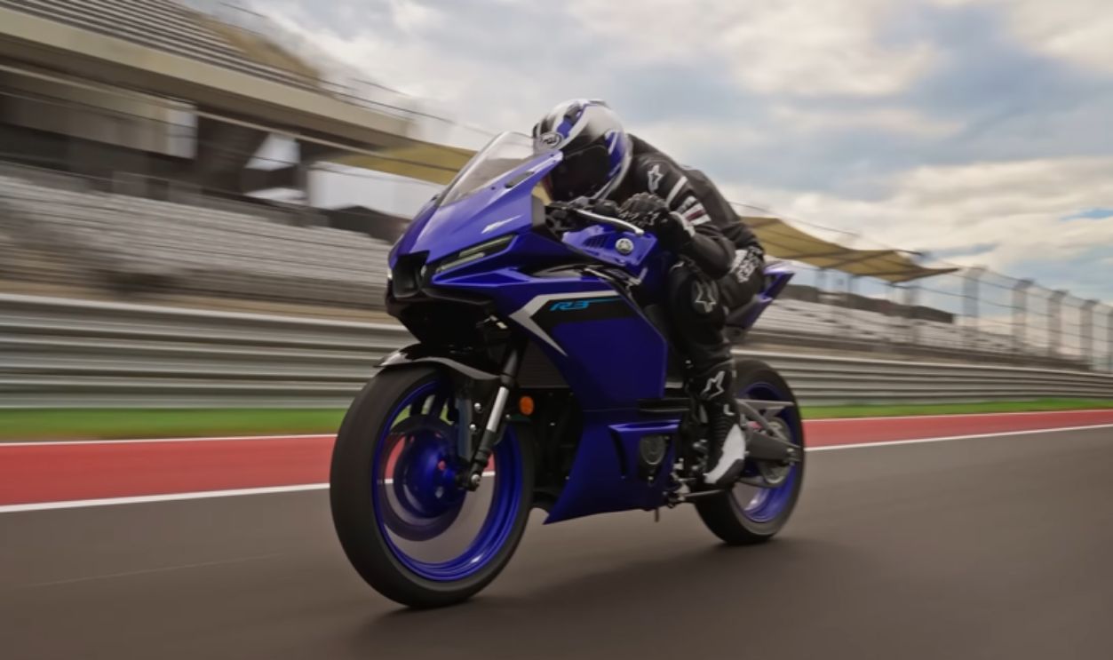 Yamaha YZF-R3 (2025)