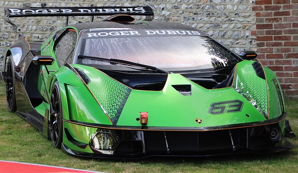 A close-up photo of a 2022 Lamborghini Essenza SCV12 car on display at an exhibition