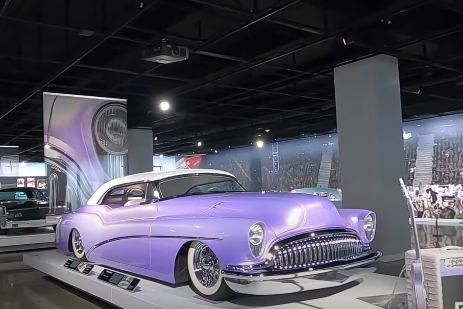 The 1952 Buick Skylark “Skyscraper”