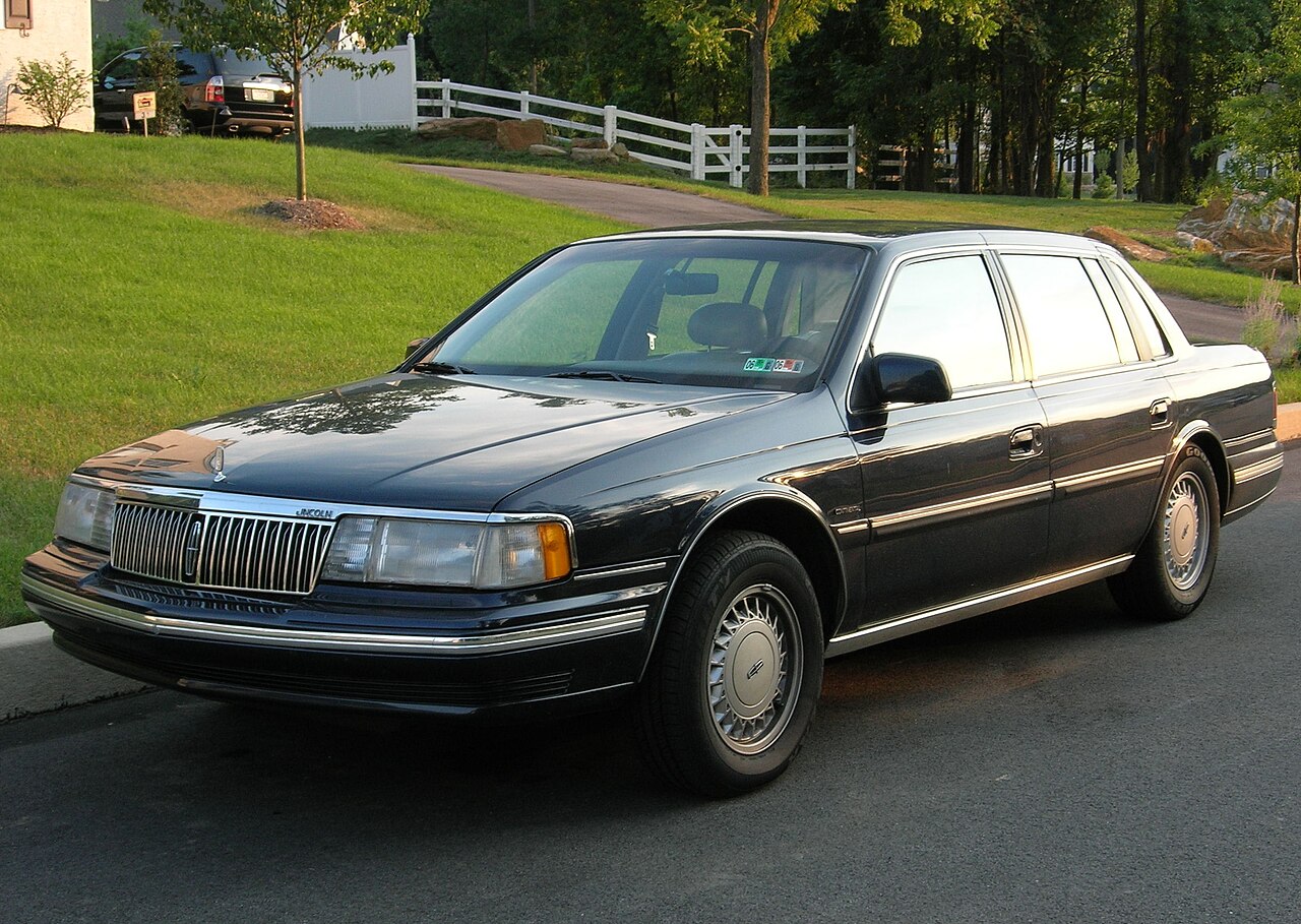 A 1991 Lincoln Continental