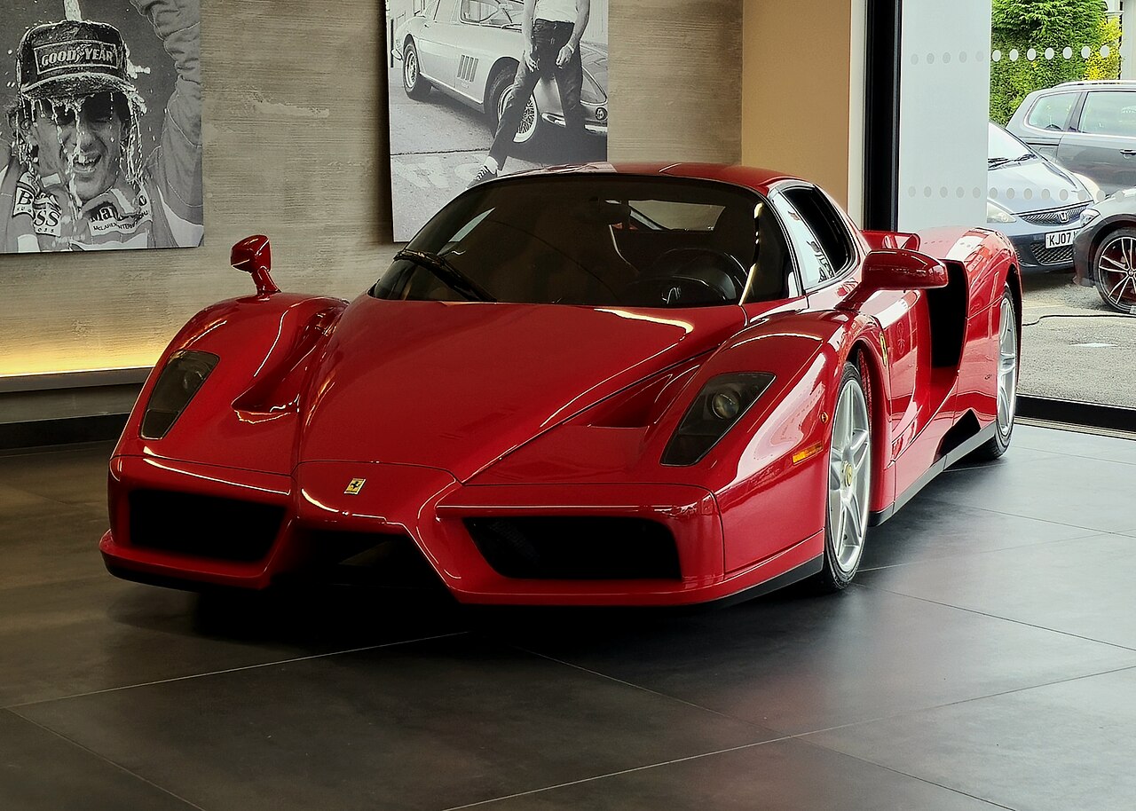 Red Ferrari Enzo - front.