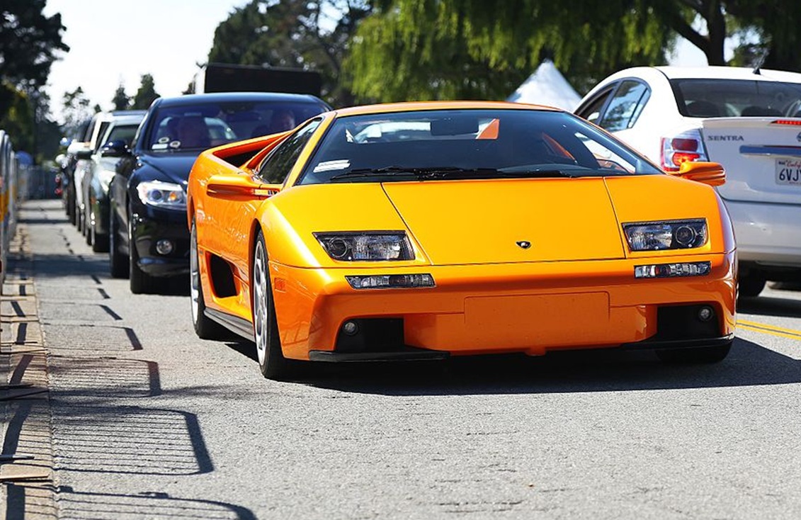 Lamborghini Diablo VT - orange.