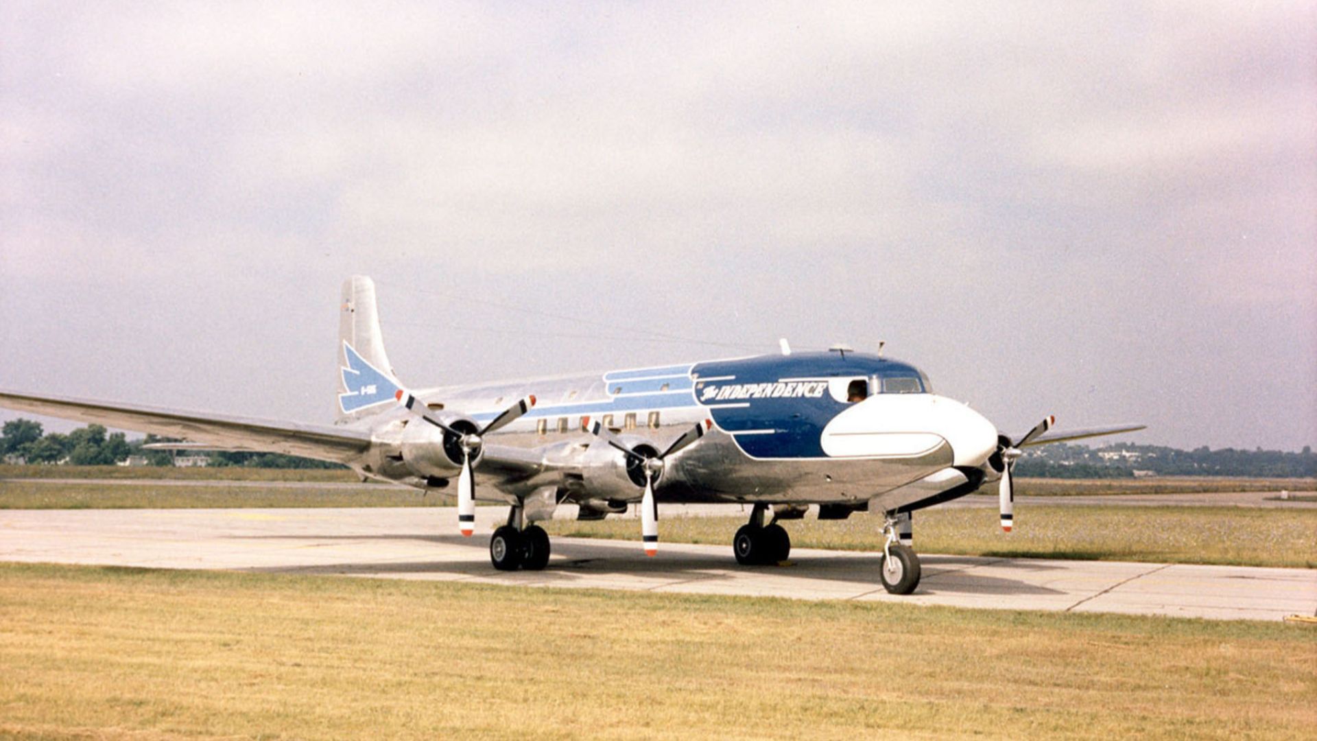 File:Douglas VC-118 Independence USAF.jpg