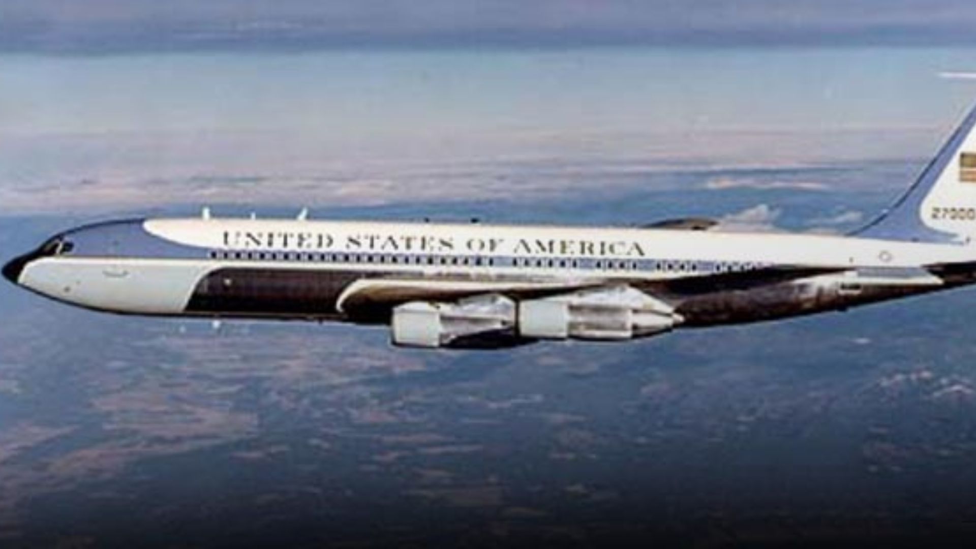 File:VC-137-2 Air Force One.jpg