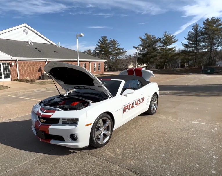 Screenshot of 2011 Chevrolet Camaro Indianapolis 500 Pace Car