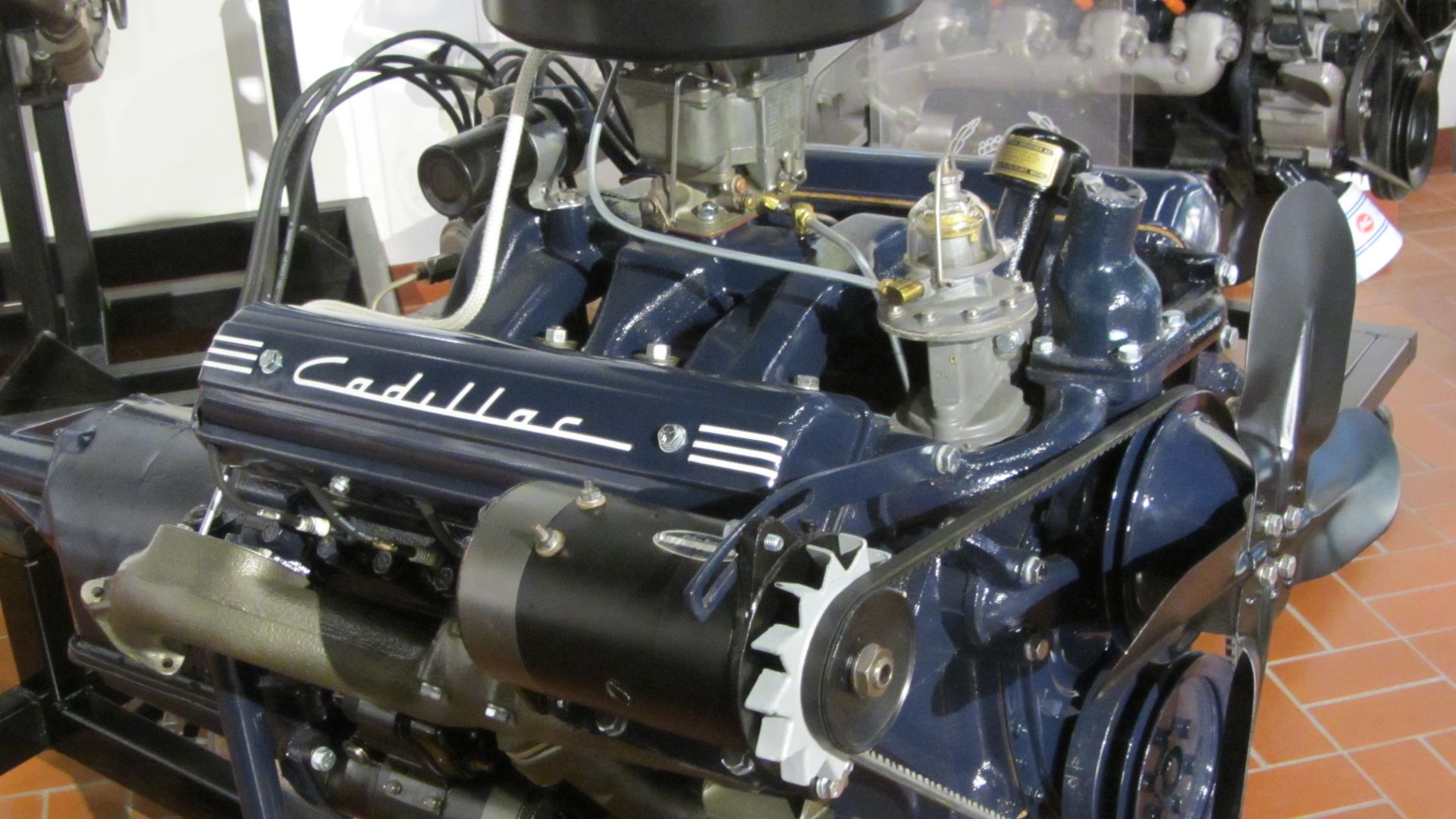 File:Cadillac OHV V-8, early fifties (24311977458).jpg