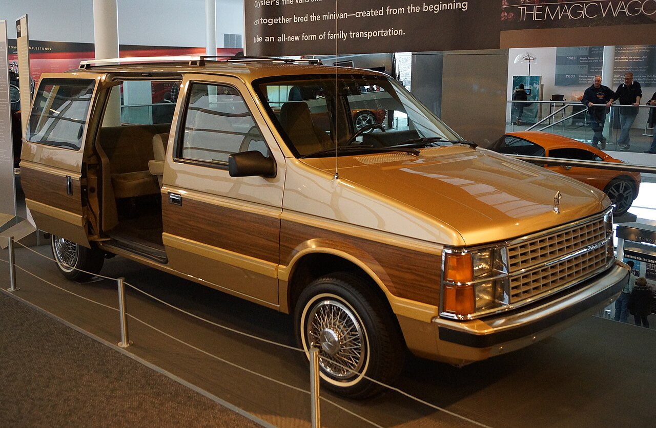 1984 Dodge Caravan Le