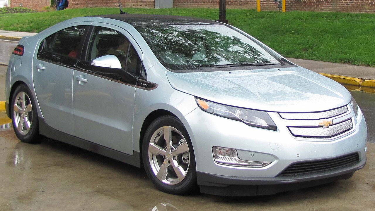 2011 Chevrolet Volt 2