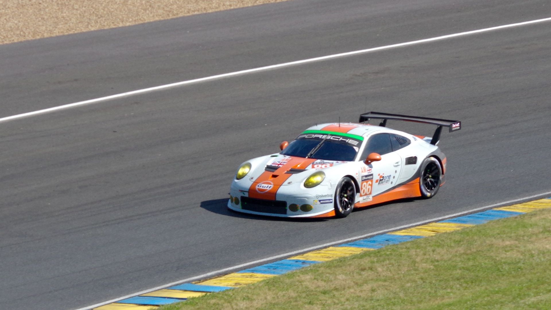 File:Porsche 911 RSR - Gulf Racing - 24 Hours of Le Mans 2016.jpg