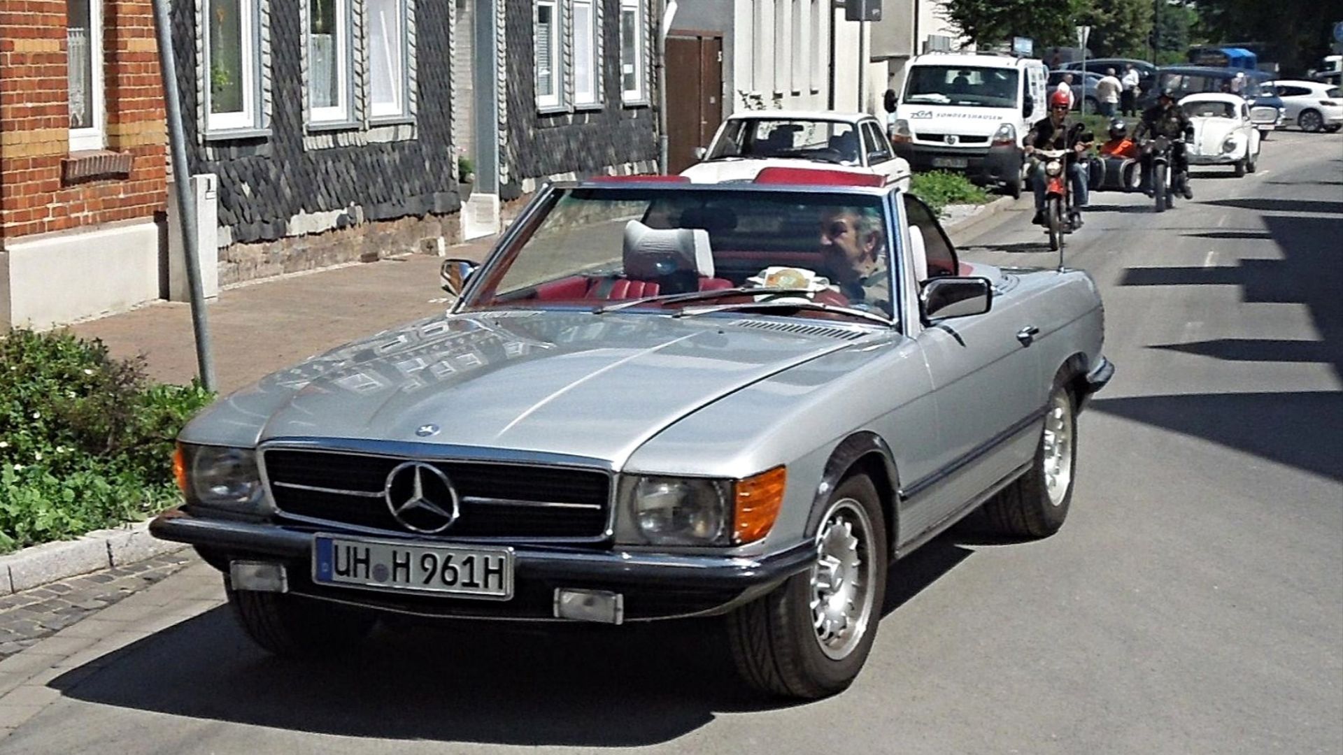 File:Mercedes-Benz R 107 (7527381104).jpg