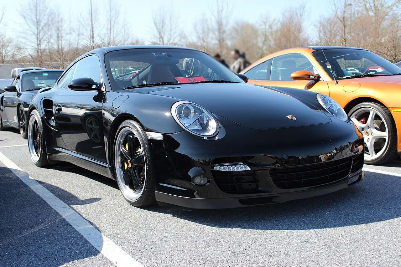 Front view of Porsche 911 Turbo (997)