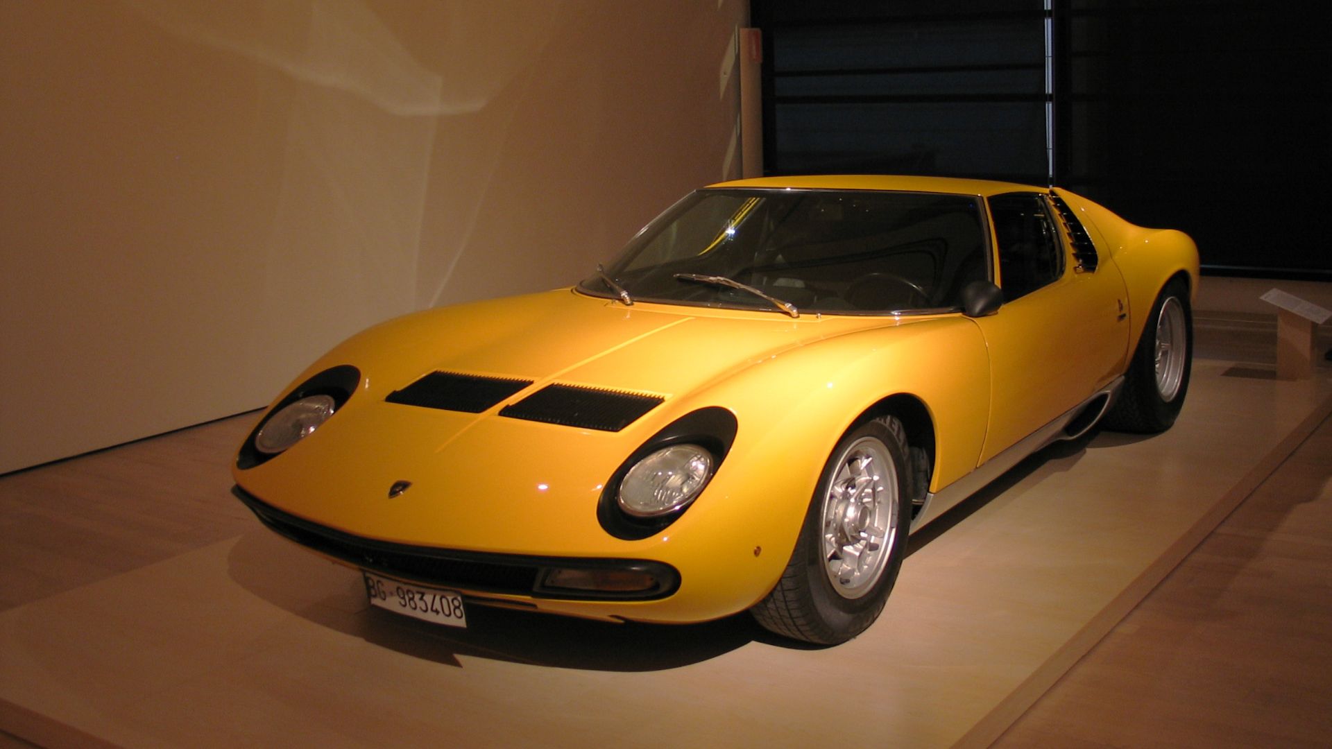 File:1966 Lamborghini Miura P400 (4445525383).jpg