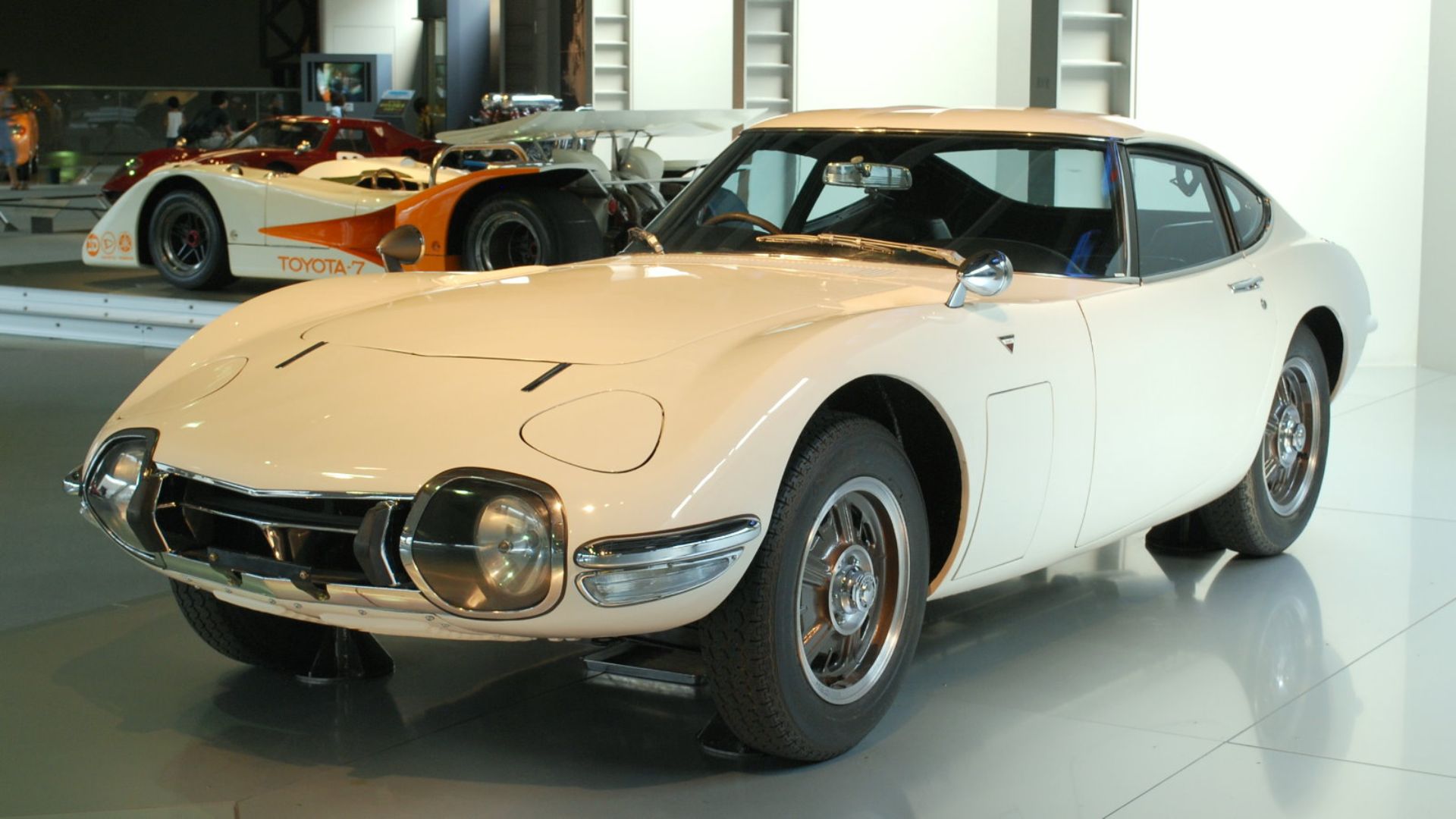 File:1967 Toyota 2000GT 01.jpg