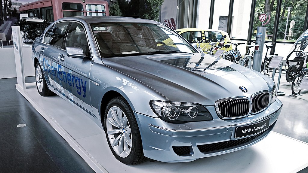 Photo of a BMW Hydrogen 7 