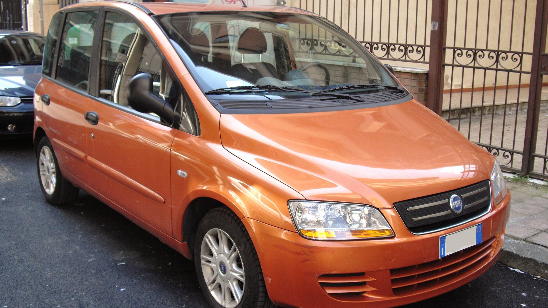 File:2008 Fiat Multipla orange.JPG
