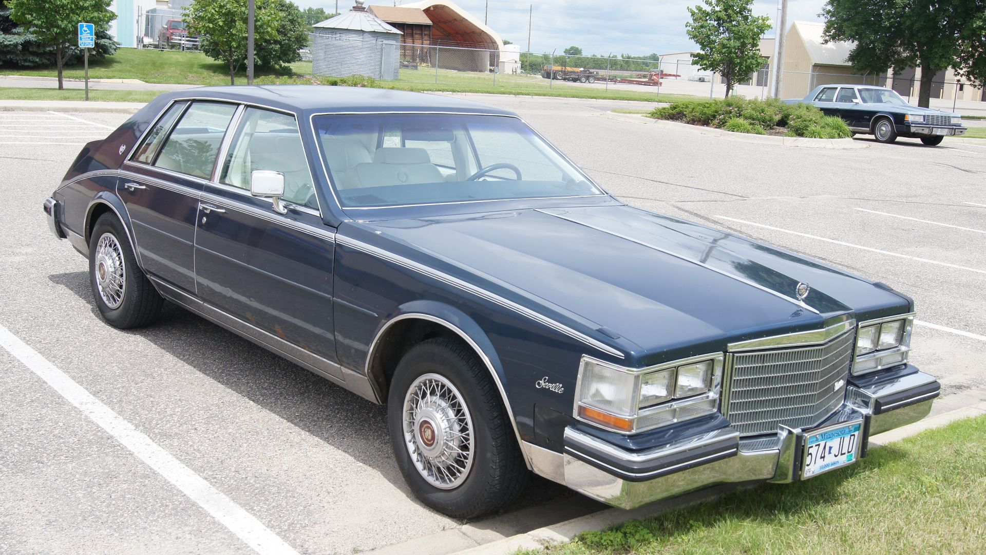 File:1985 Cadillac Seville (14302015860).jpg