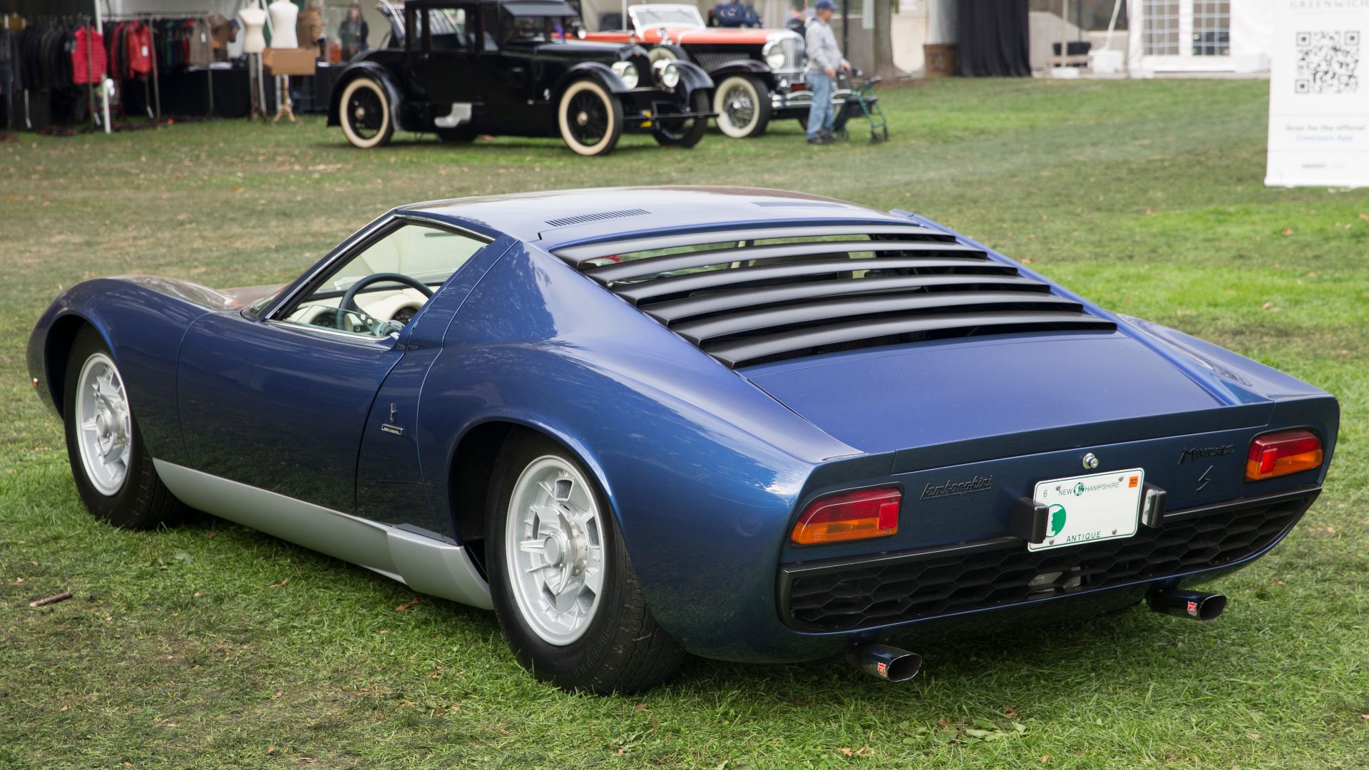 File:1969 Lamborghini Miura P400 S, rear left - Greenwich 2021.jpg