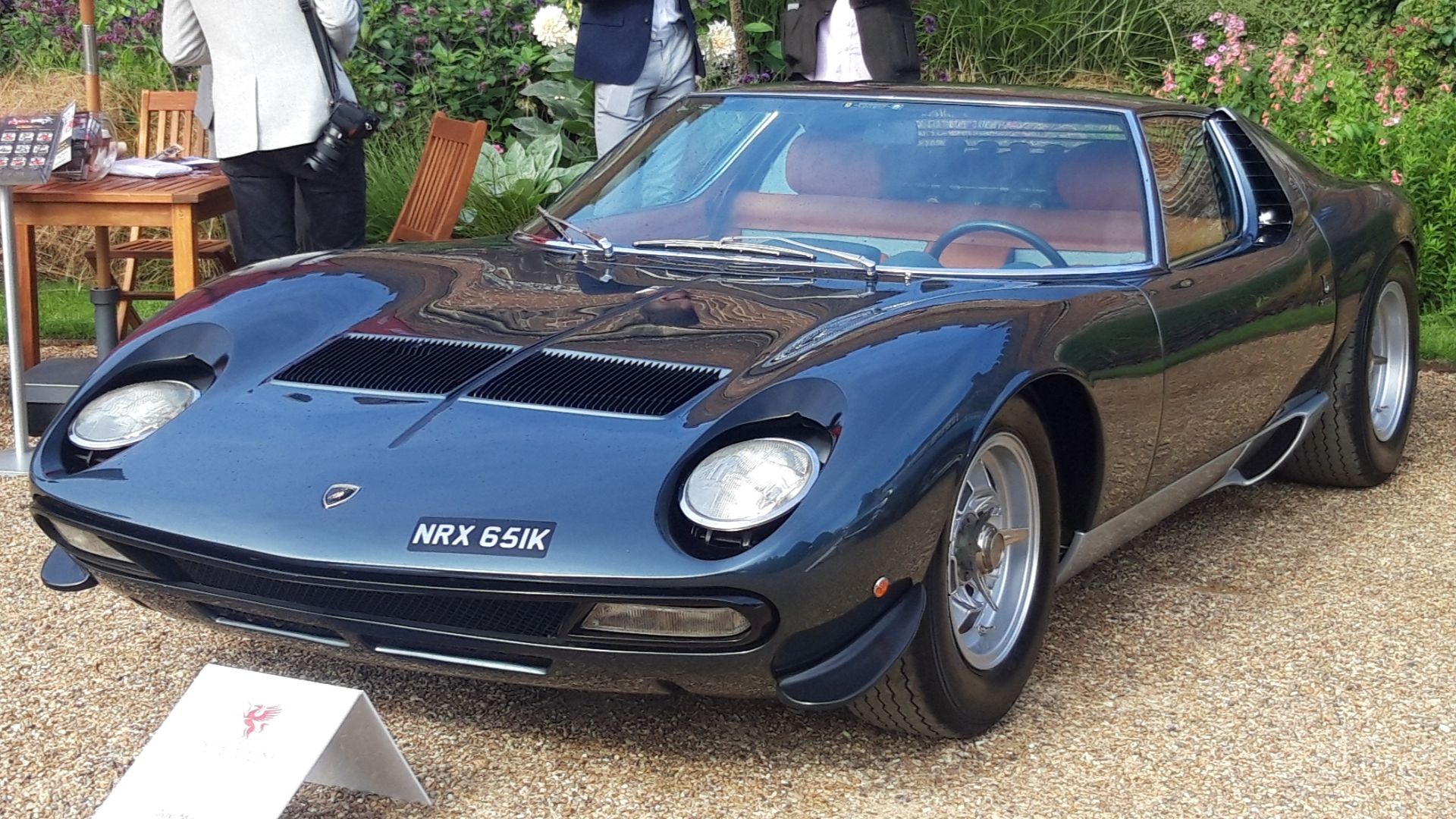 File:1972 Lamborghini Miura P400 SV.jpg