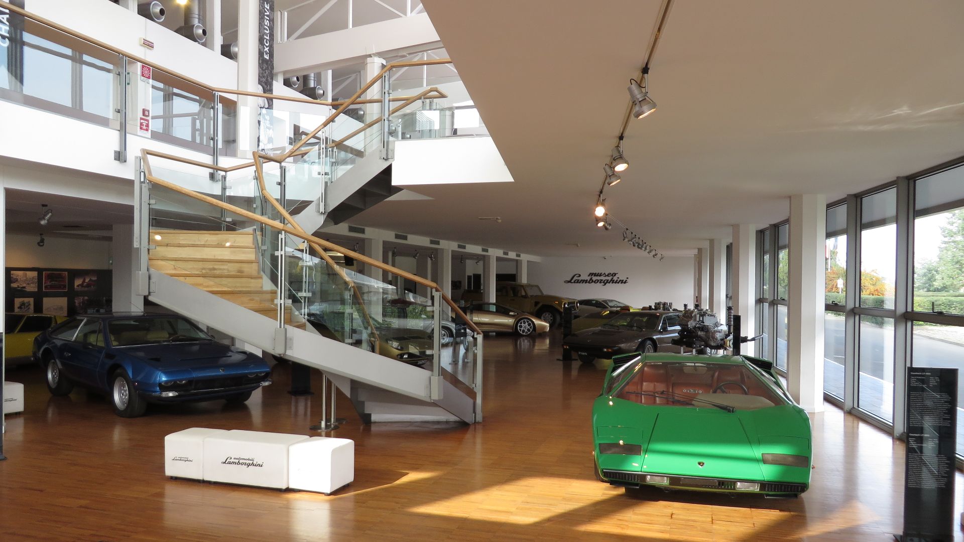 File:Museo Lamborghini (Sant'Agata Bolognese, Bologna, Italy) 003.jpg