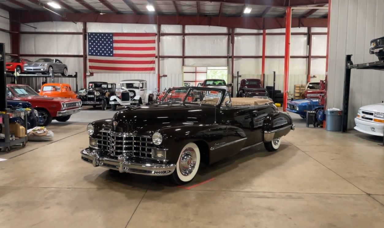 1942 Cadillac Series 62 Convertible